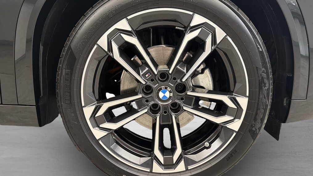 BMW iX2