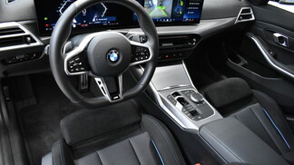 BMW Serii 3, 330