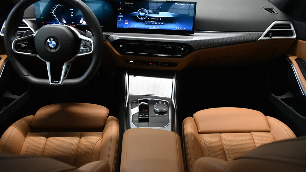 BMW Serii 3, 320