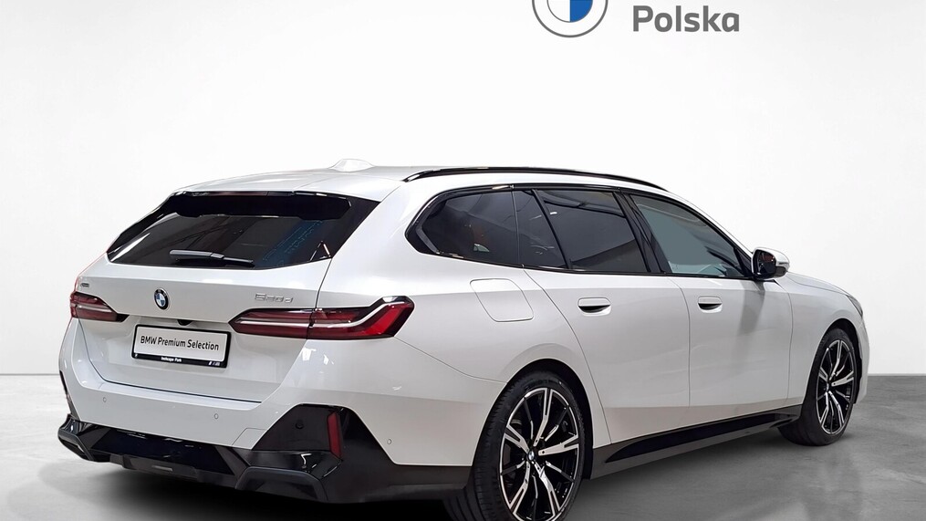 BMW Serii 5, 520