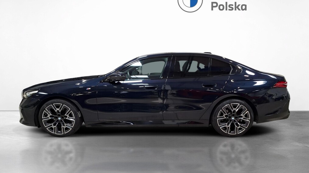 BMW Serii 5, 520
