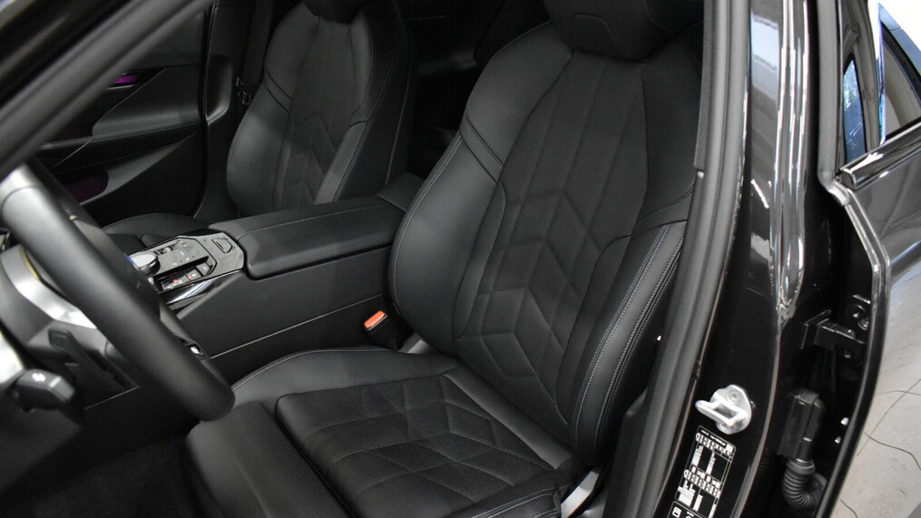 BMW Serii 5, 520