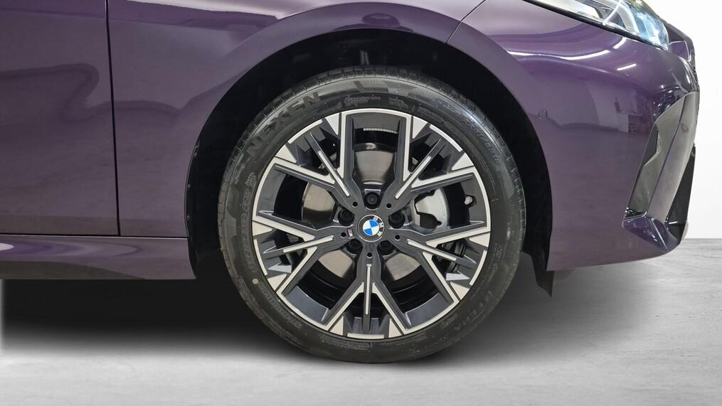 BMW Serii 2, 220