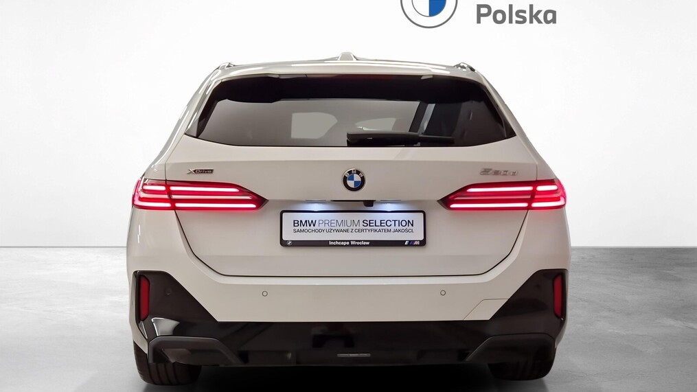 BMW Serii 5, 520