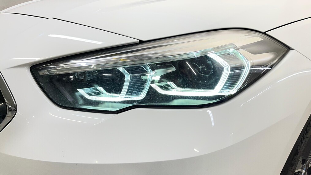 BMW Serii 2, 218