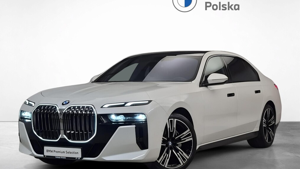 BMW Serii 7, 740