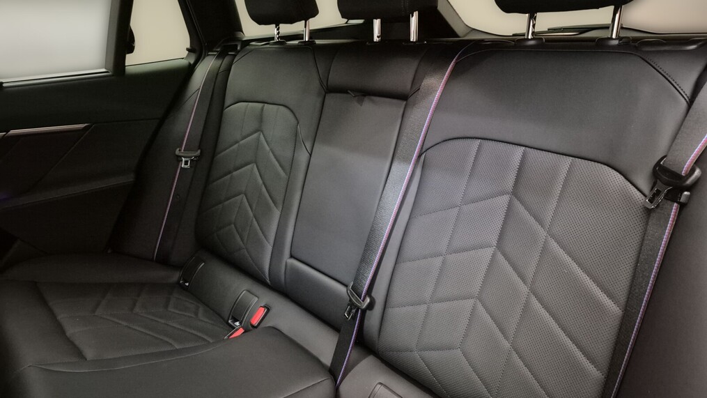 BMW Serii 5, 520