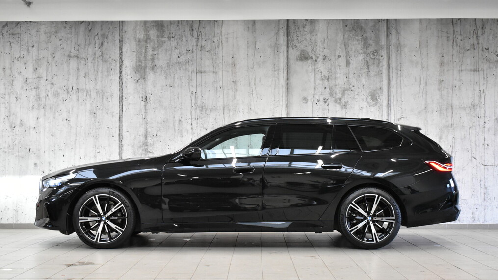 BMW Serii 5, 520