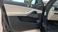 miniaturka - BMW X7
