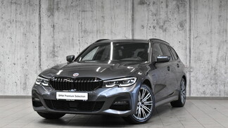 BMW Serii 3, 330