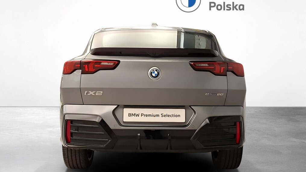 BMW iX2