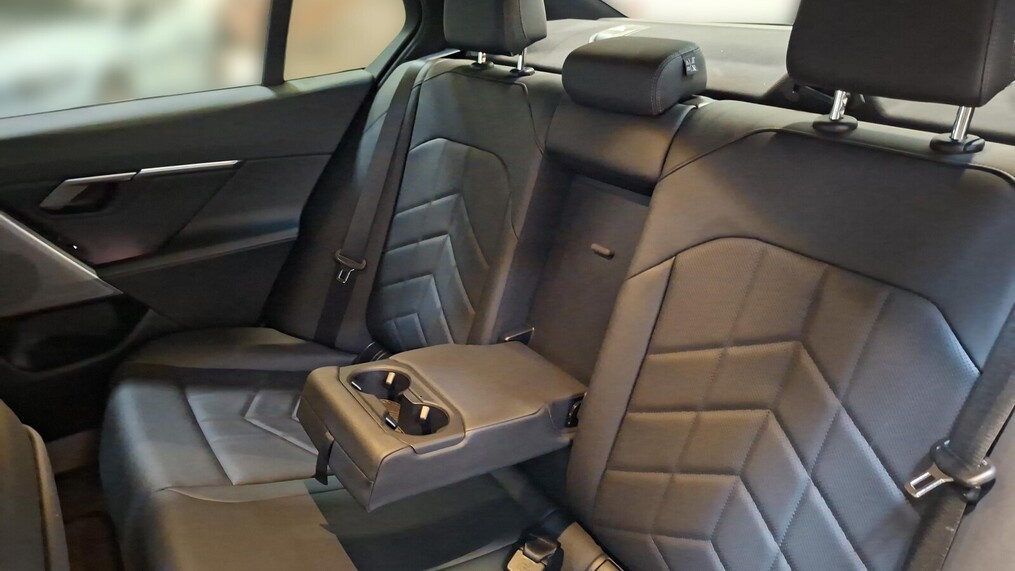 BMW Serii 5, 520
