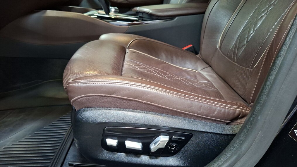 BMW Serii 5, 530