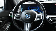 BMW Serii 3, 330