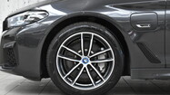 BMW Serii 5, 530