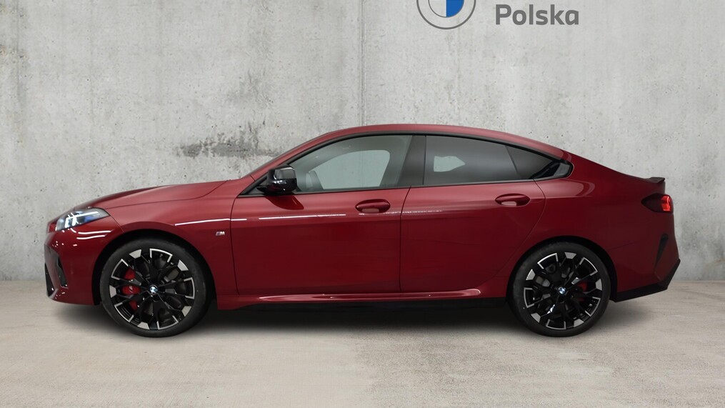 BMW Serii 2, 235
