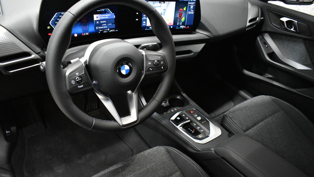 BMW Serii 2, 220