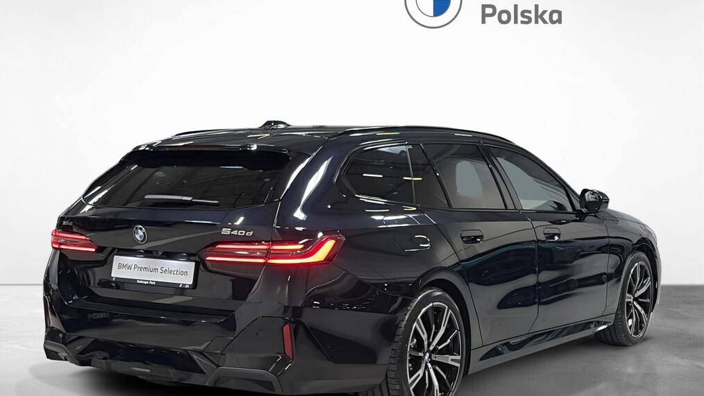 BMW Serii 5, 540