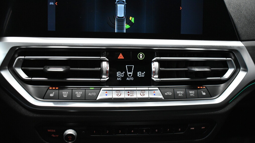 BMW Serii 3, 320