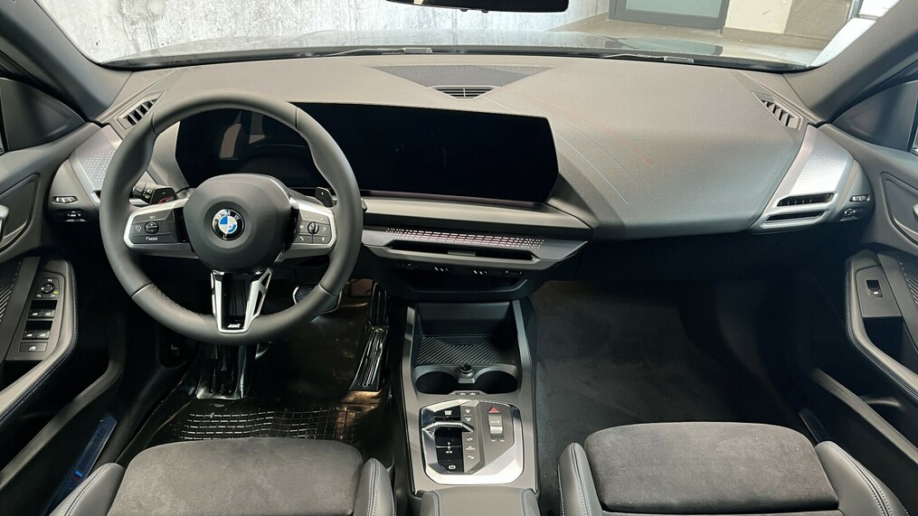 BMW Serii 2, 220