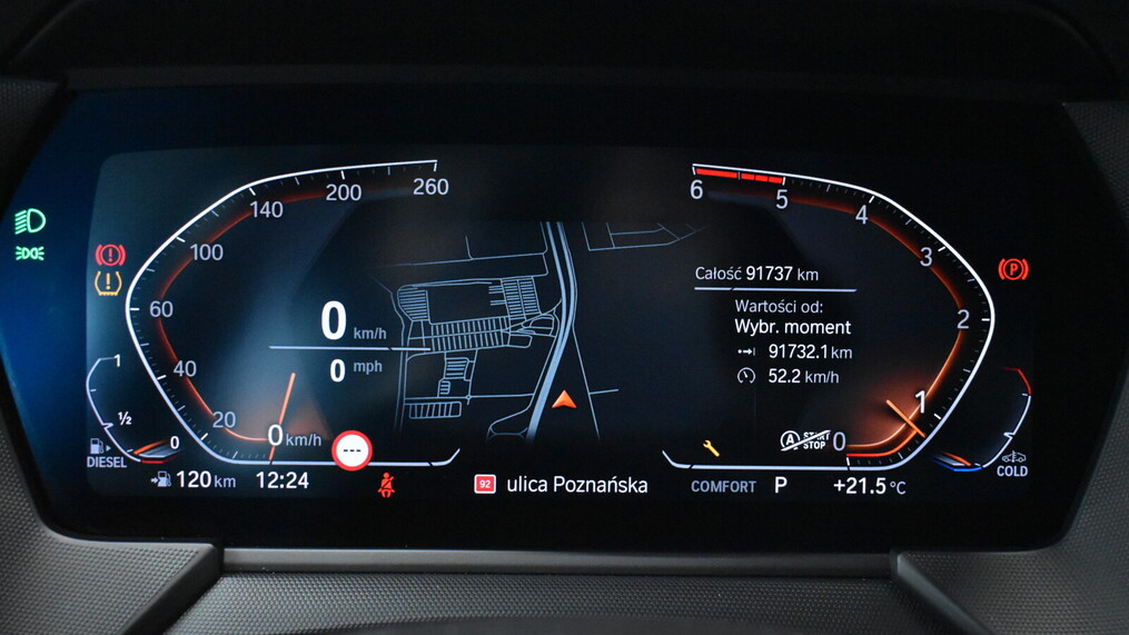 BMW Serii 2, 218