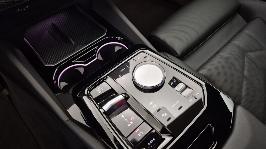 BMW Serii 5, 540
