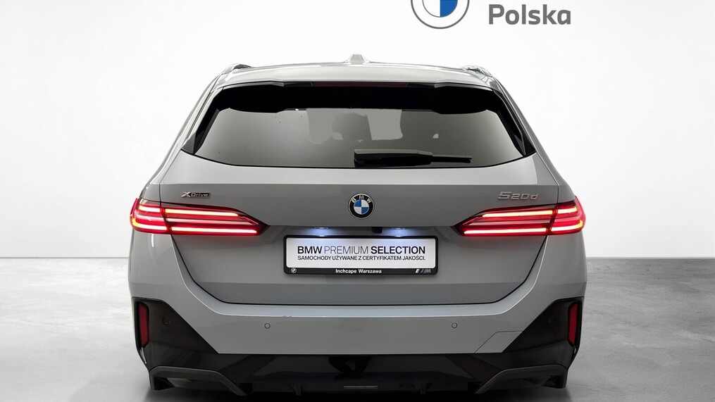 BMW Serii 5, 520
