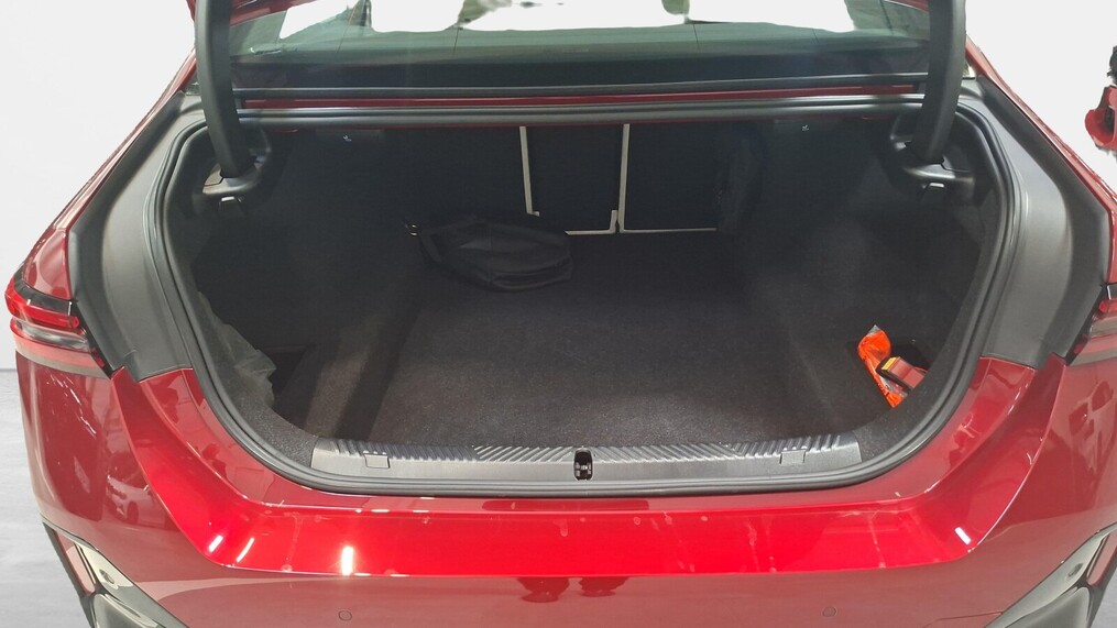 BMW Serii 5, 550