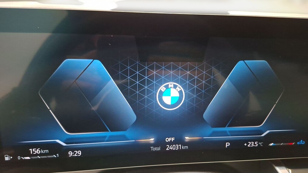 BMW Serii 5, 520