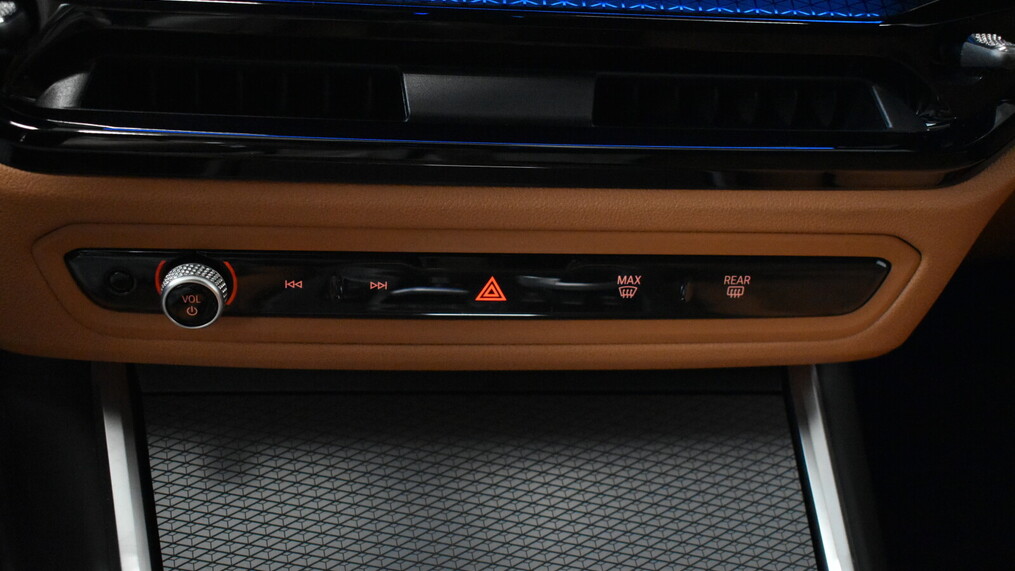 BMW Serii 3, 318