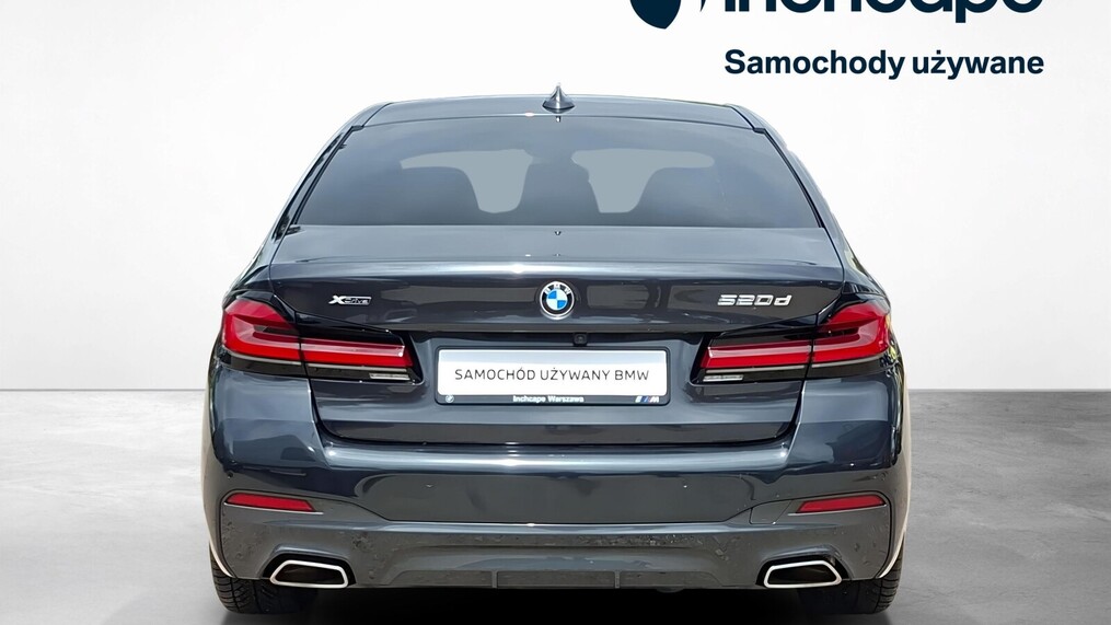 BMW Serii 5, 520