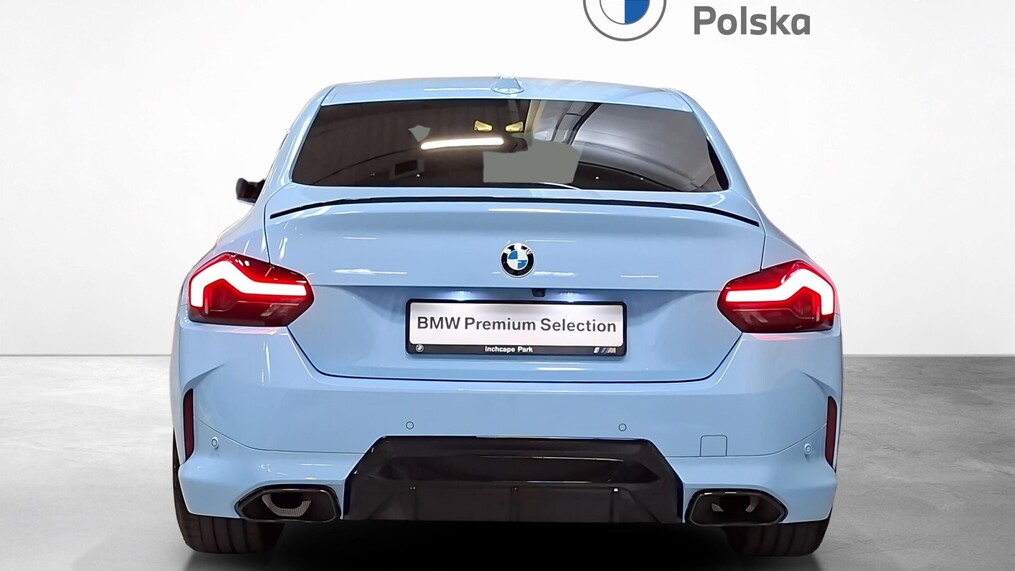 BMW Serii 2, 240