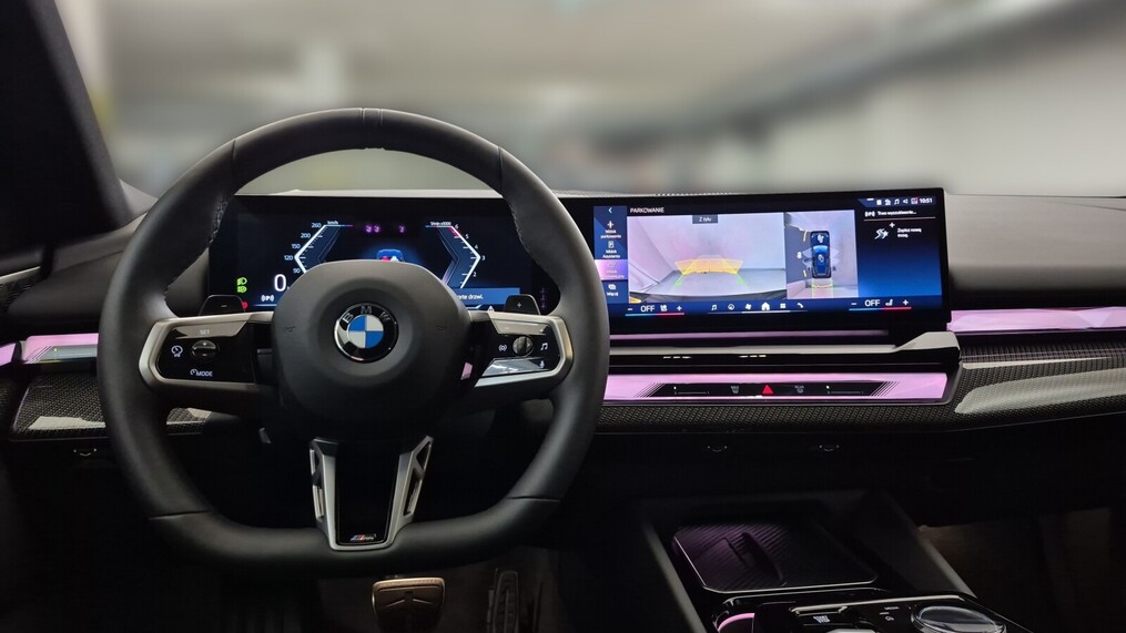 BMW Serii 5, 540