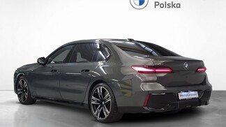 BMW Serii 7, 740