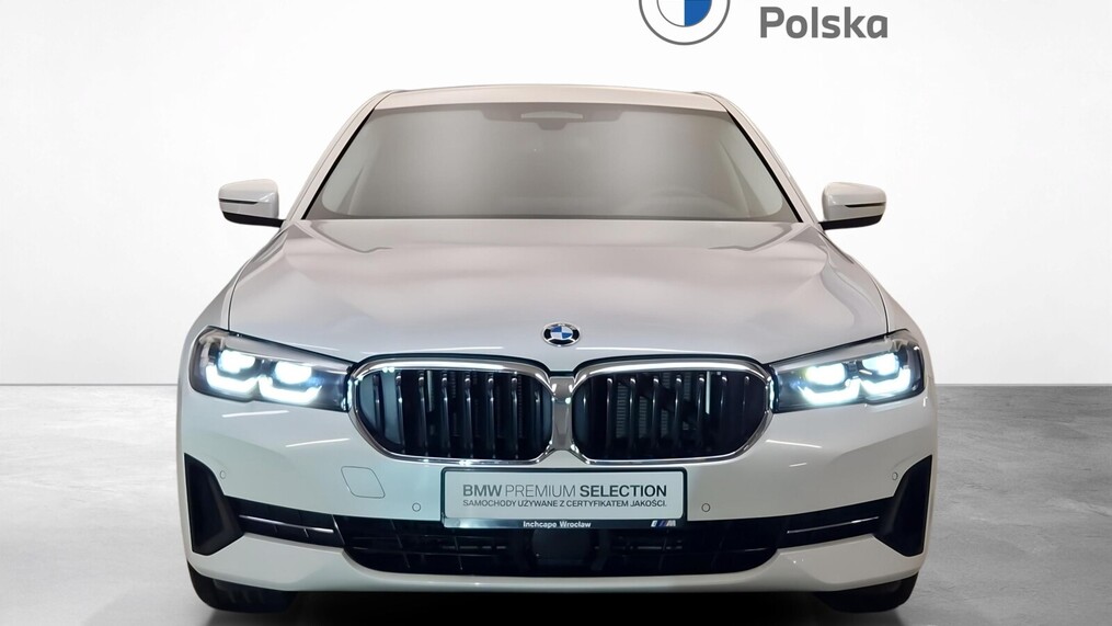 BMW Serii 5, 520