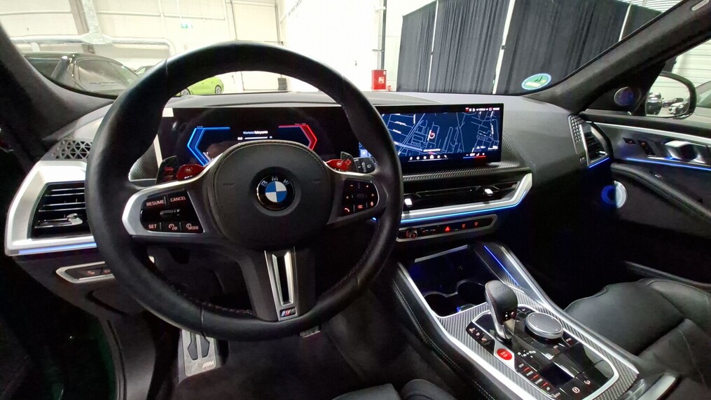 BMW XM