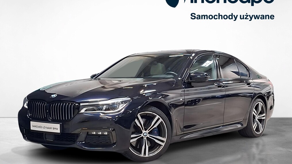 BMW Serii 7, 740