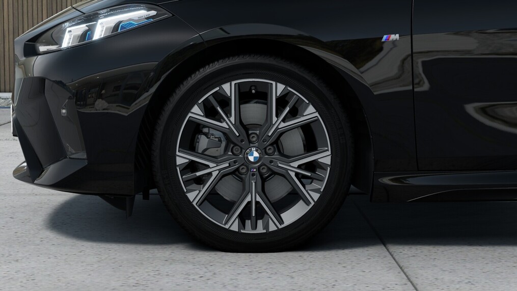 BMW Serii 2, 220