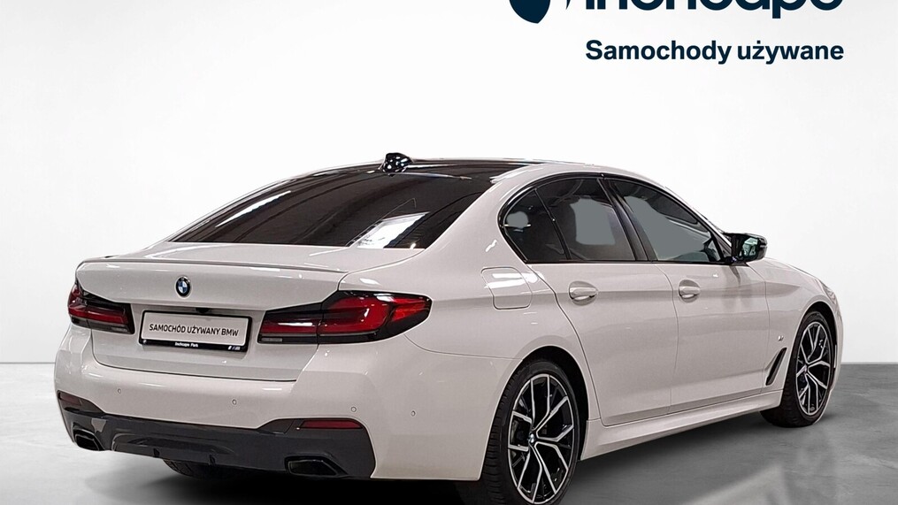 BMW Serii 5, 520