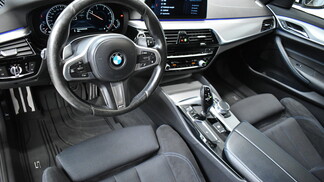 BMW Serii 5, 520