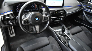 BMW Serii 5, 520