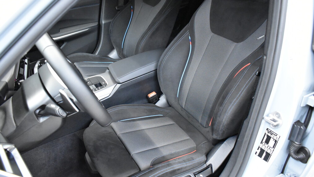 BMW Serii 3, 320