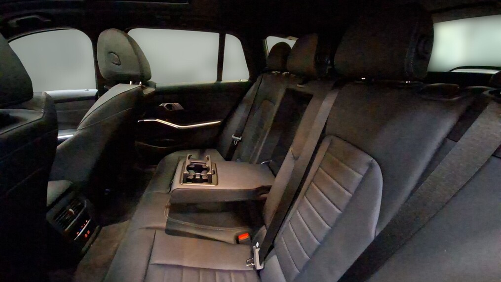 BMW Serii 3, 340