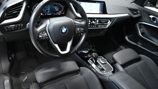 BMW Serii 2, 218