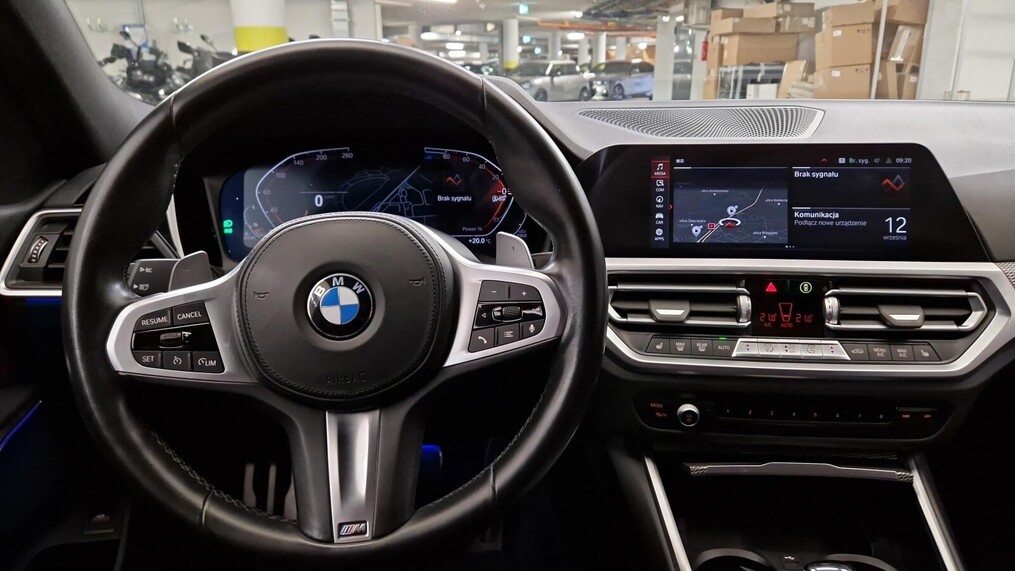 BMW Serii 3, 320