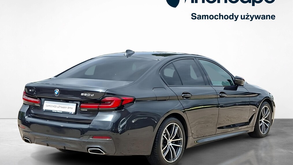 BMW Serii 5, 520