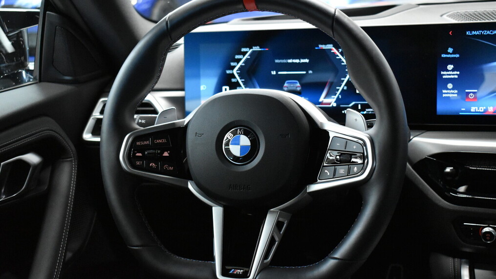 BMW Serii 2, 240