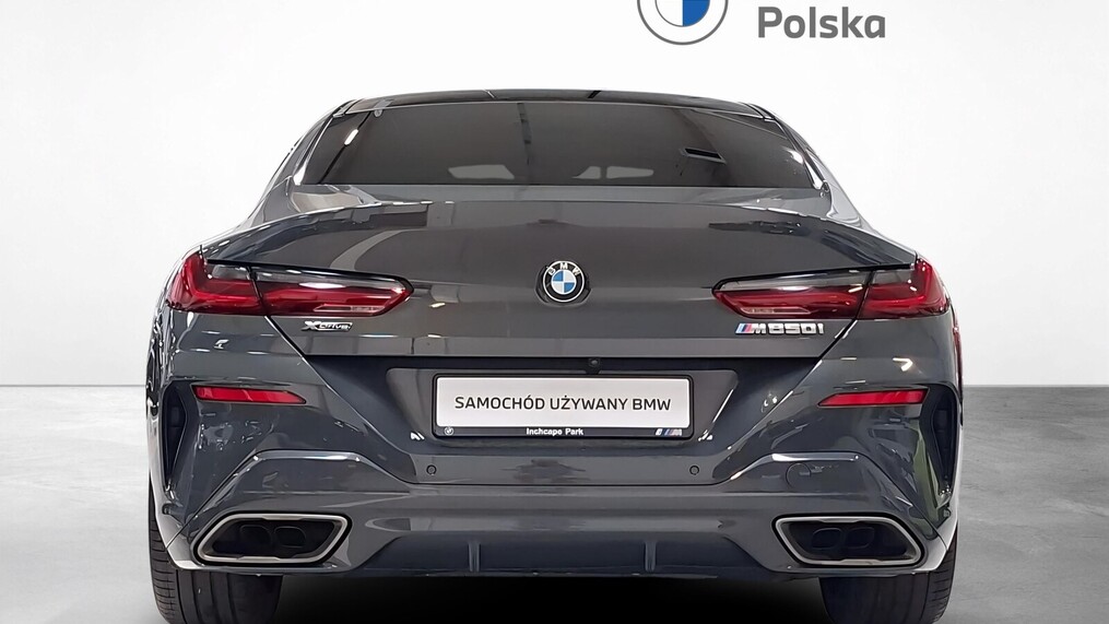 BMW Serii 8, 850