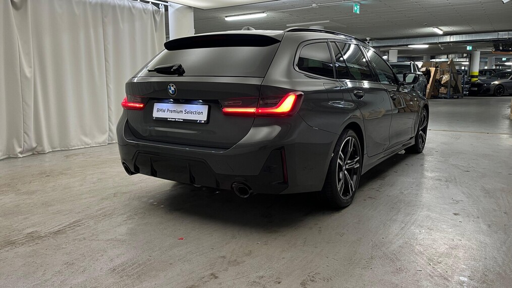 BMW Serii 3, 320