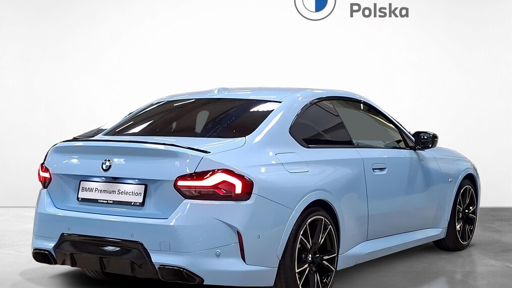 BMW Serii 2, 240